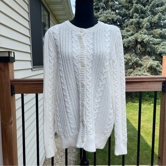 L.L. Bean Women’s XL Chunky Cable Knit Sweater Button Cardigan Warm Cotton. - Picture 1 of 11